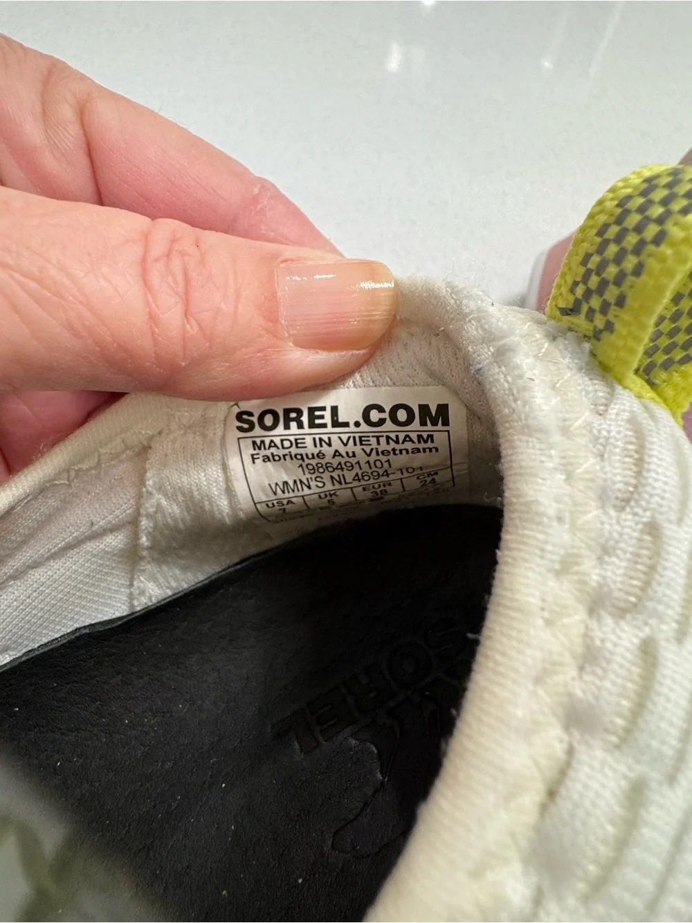 Sorel Pink Camo Chunky Sole Sneakers sz 7